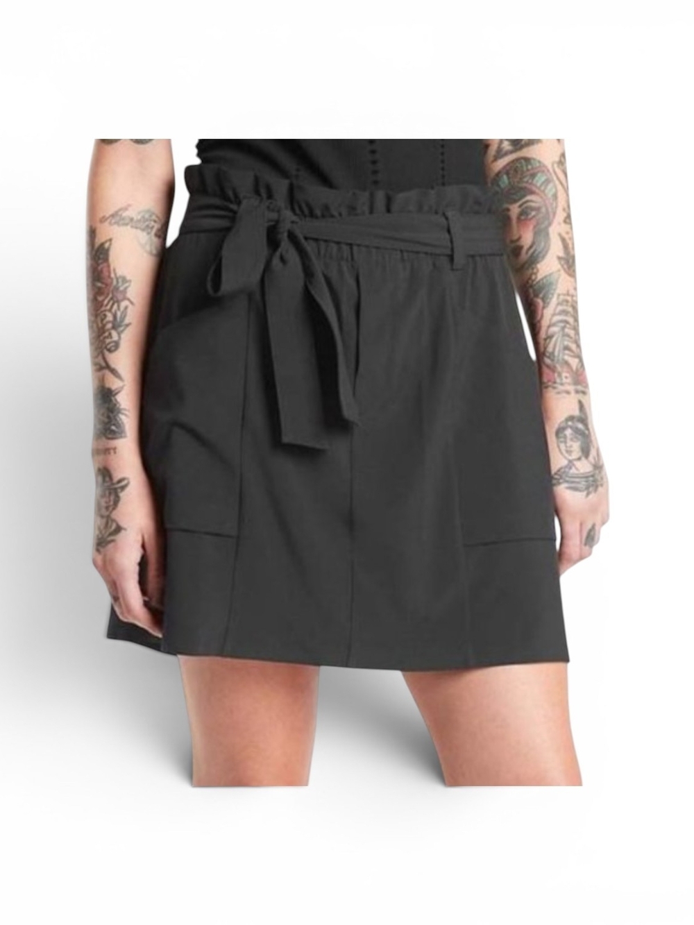 Athleta Women's Skyline Skort Skirt Black Paperbag Waist, Belted, Pockets Size 8